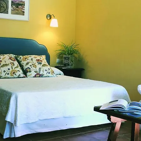 מלון Cortijo Piletas *